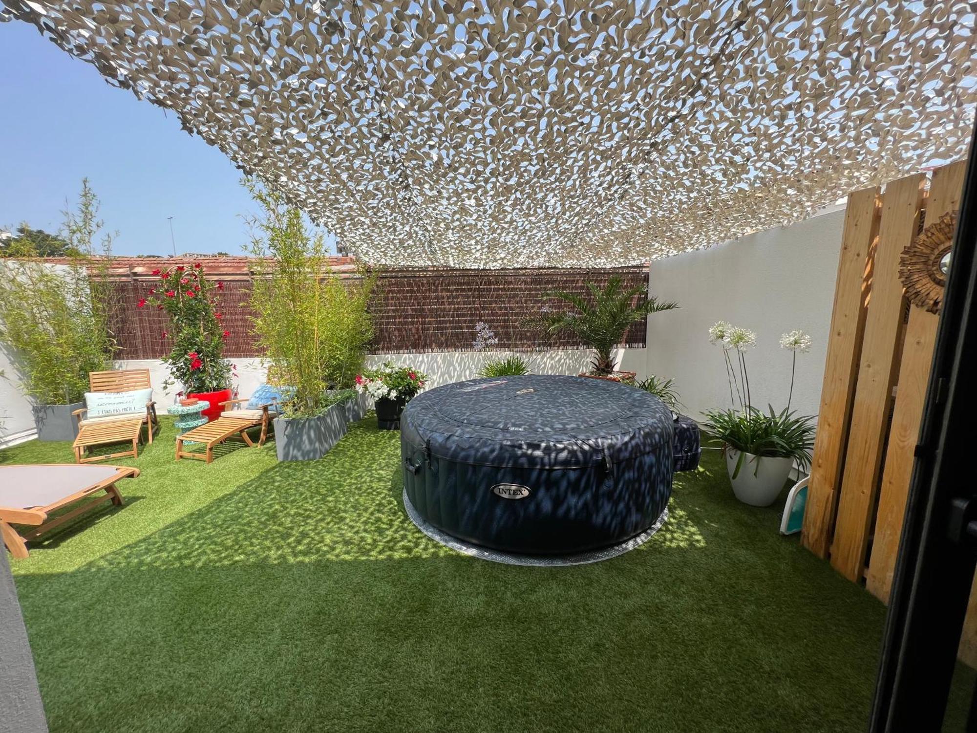L'Avant Scene Meuble 5 Etoiles Parking Gratuit Jacuzzi Αβινιόν Εξωτερικό φωτογραφία